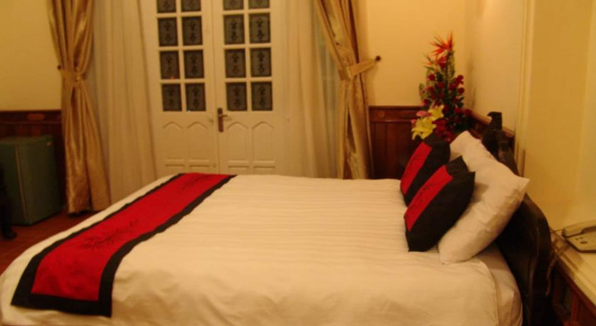 Hue Home Hotel Экстерьер фото