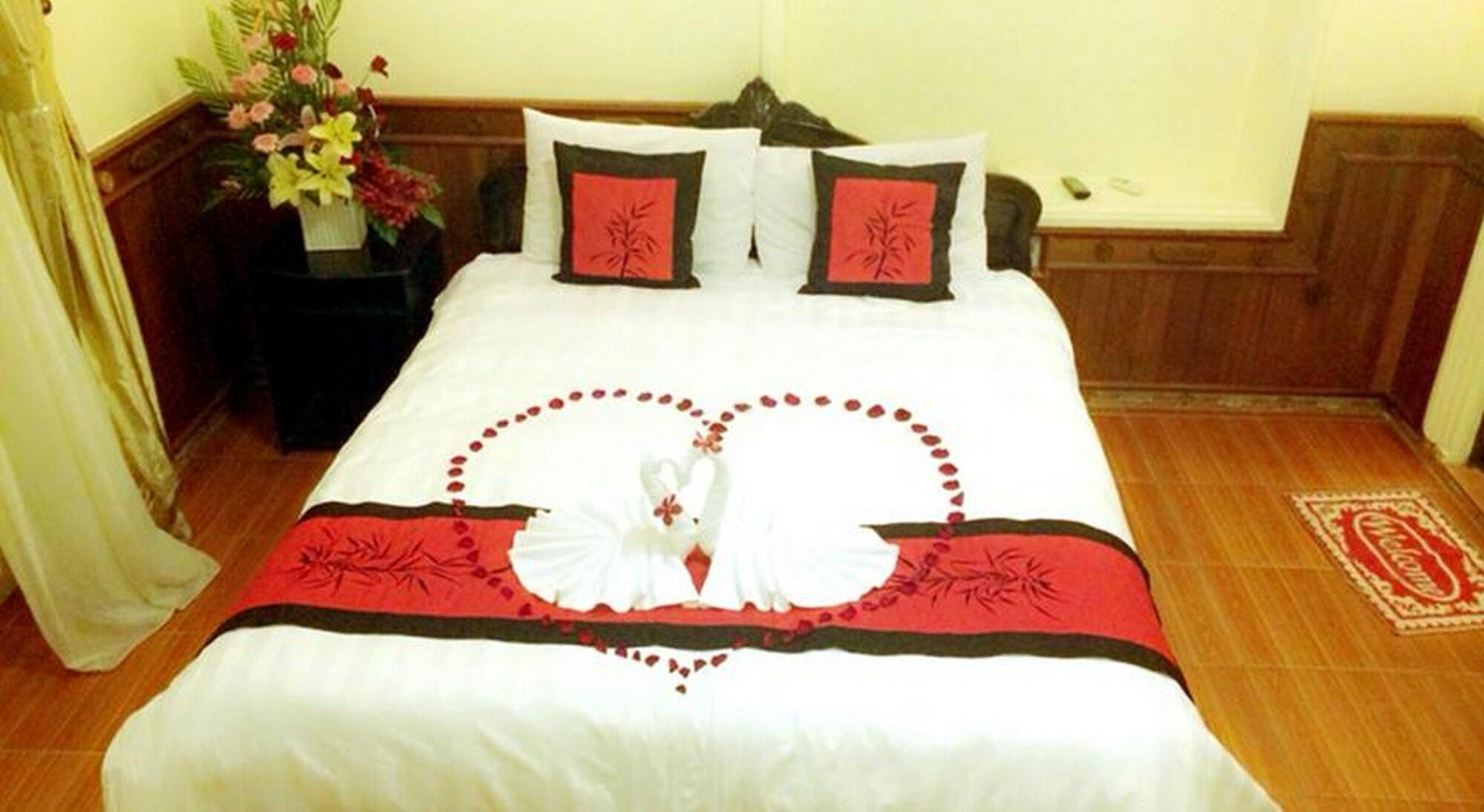 Hue Home Hotel Экстерьер фото