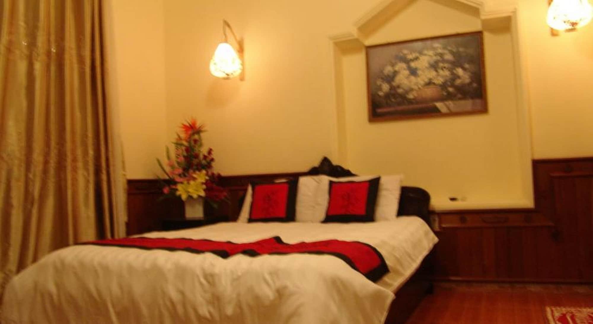 Hue Home Hotel Экстерьер фото